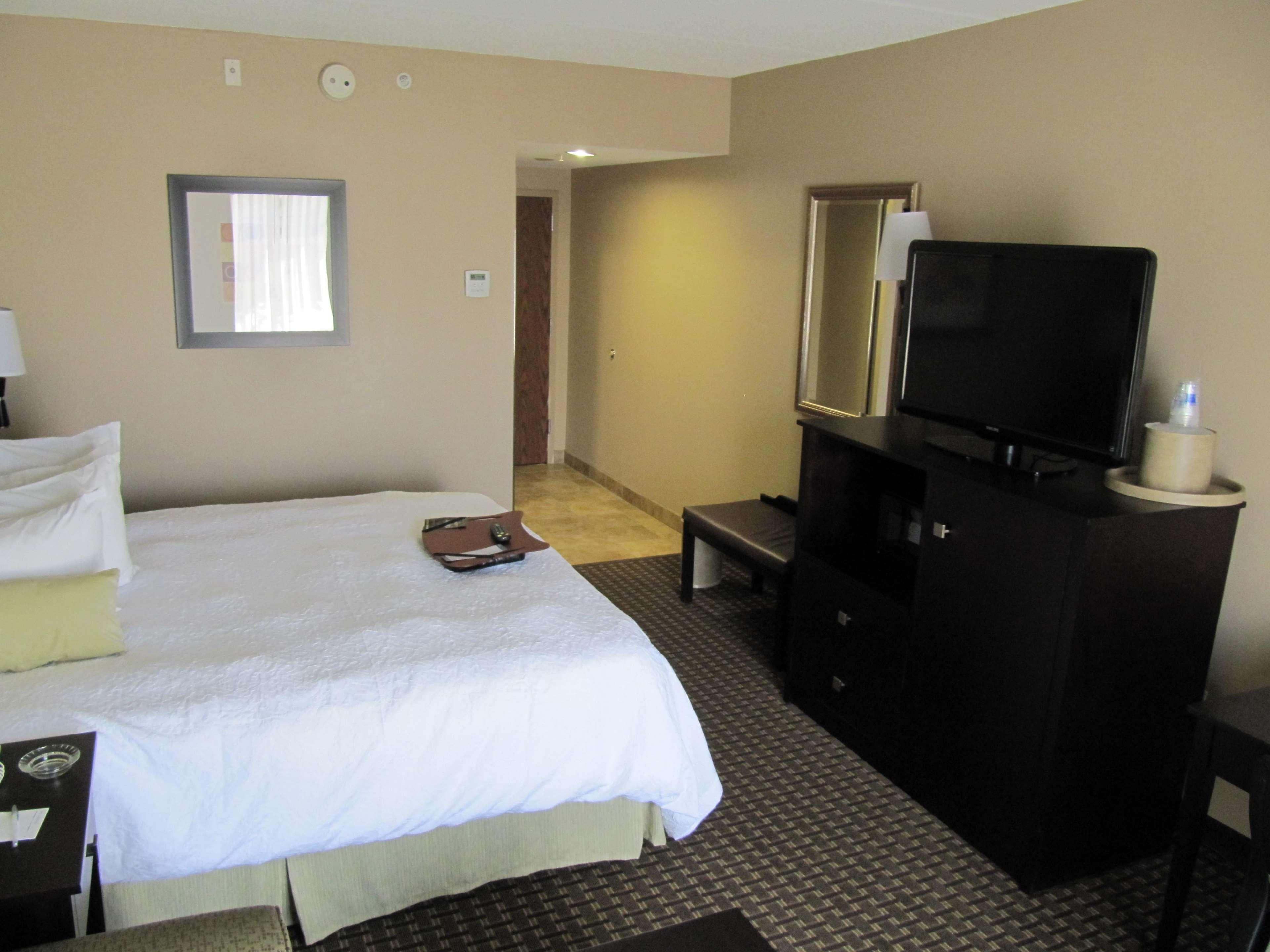 Hampton Inn Lindale/Tyler Room photo